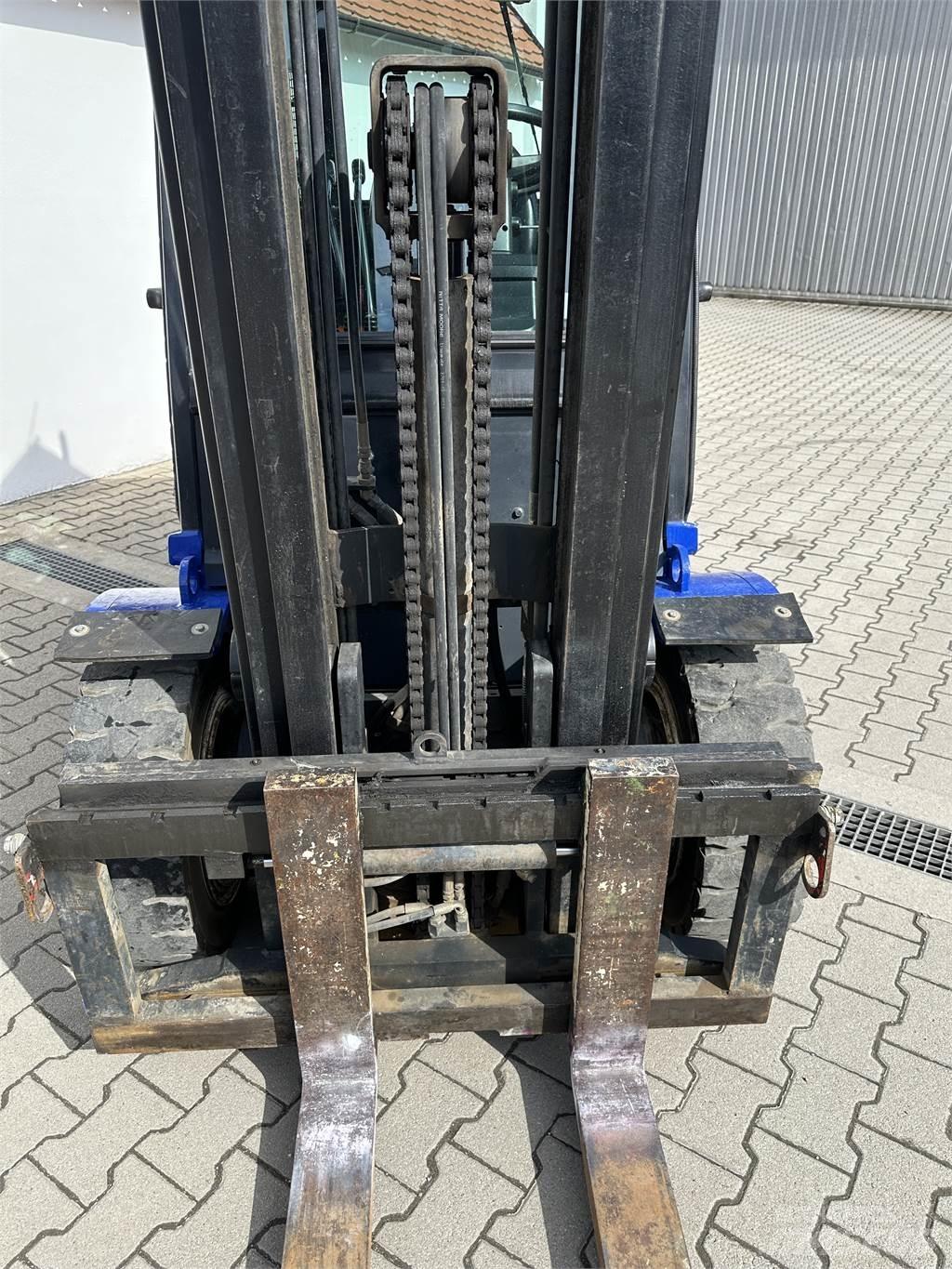Clark C30D Construção - Outros

