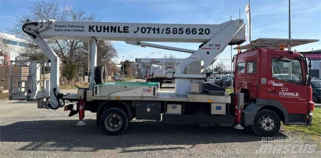 Wumag WT 300 Plataformas aéreas montadas em camião