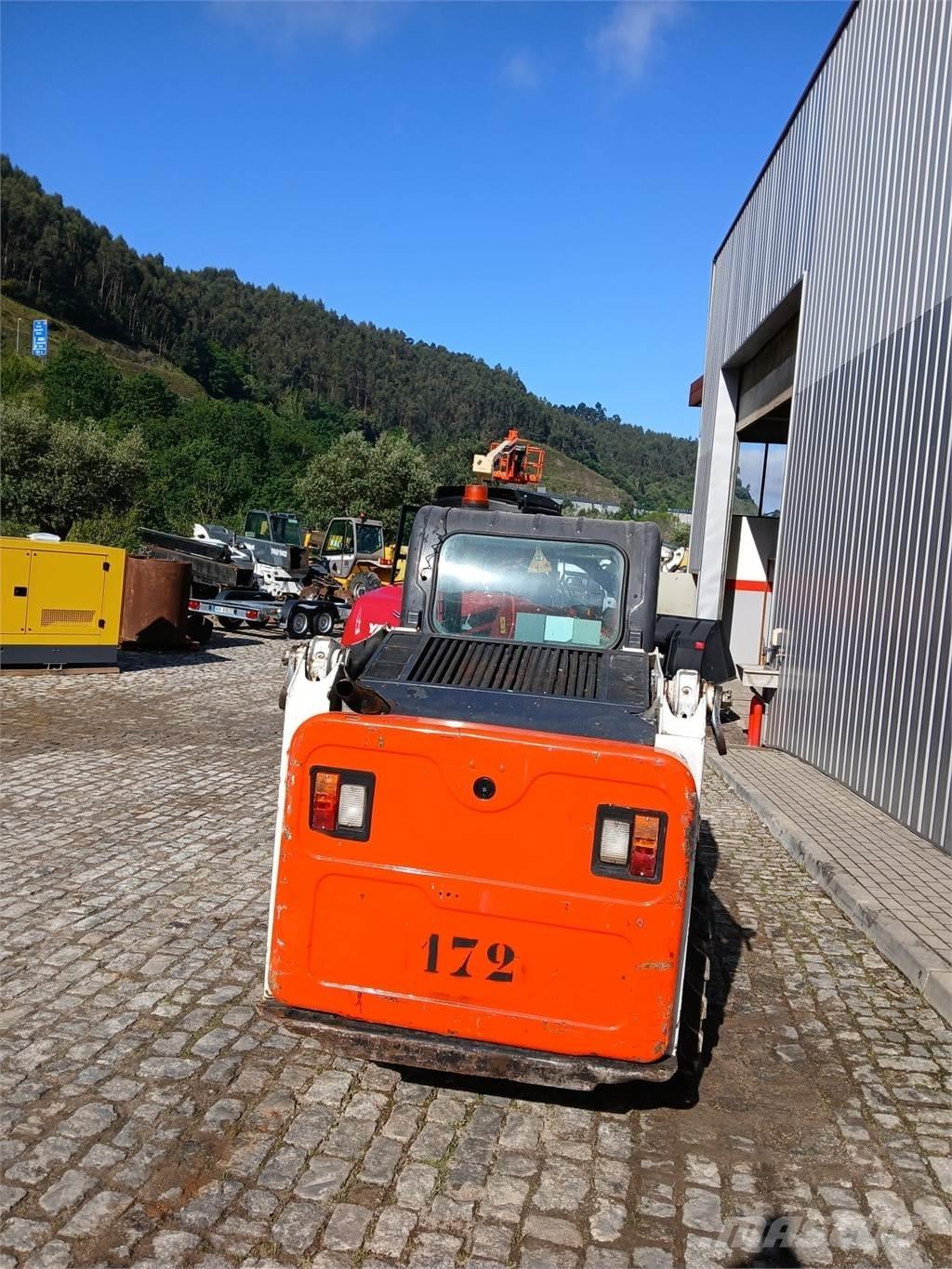 Bobcat S450 Carregadeiras de rodas