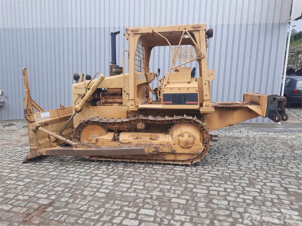 CAT D4E Bulldozers assentadores de tubos