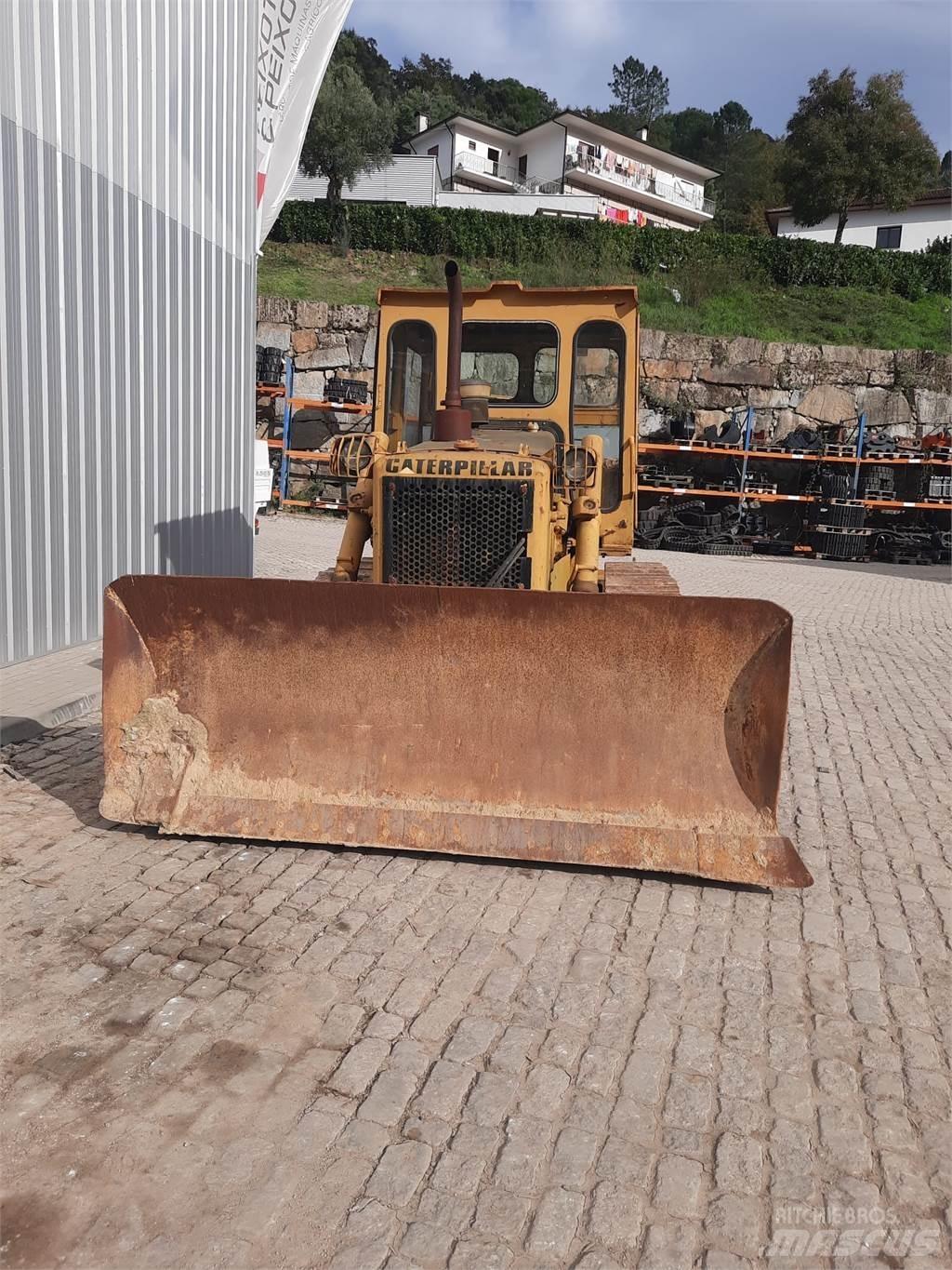 CAT D5B Bulldozers assentadores de tubos