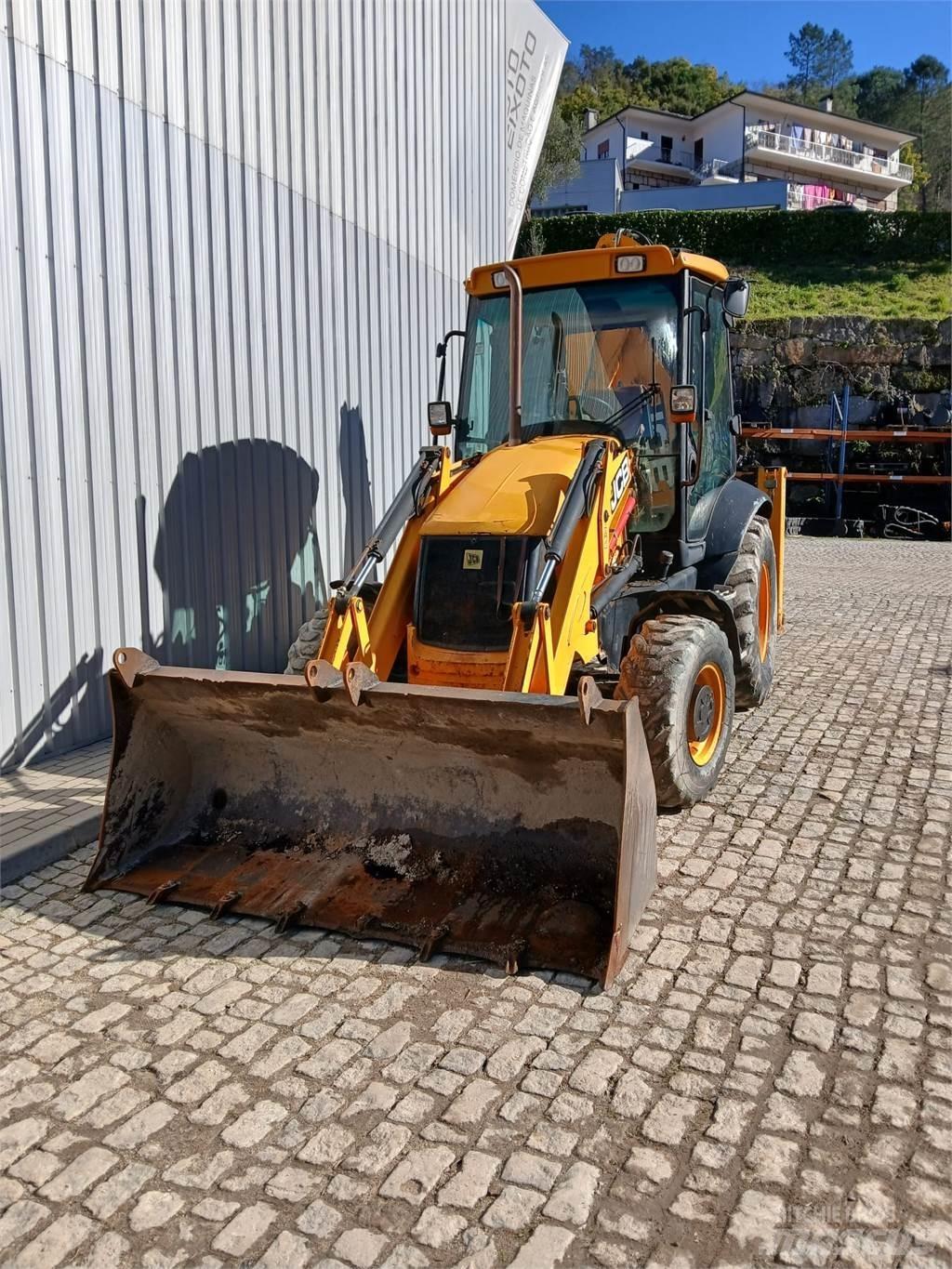 JCB 3CX Retroescavadeiras