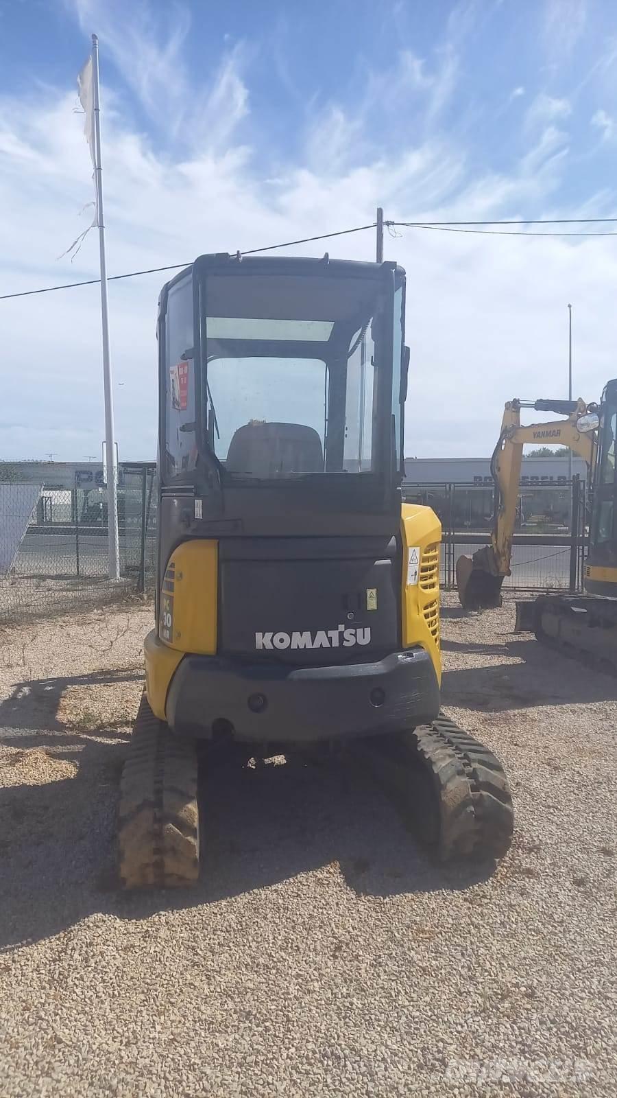 Komatsu PC30MR-2 Miniescavadeiras