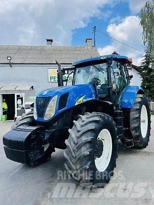 New Holland T7030 Tratores Agrícolas usados