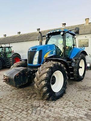 New Holland T8040 Tratores Agrícolas usados