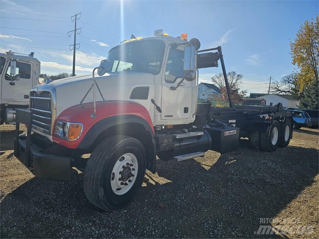 Mack CV713 Outros Camiões