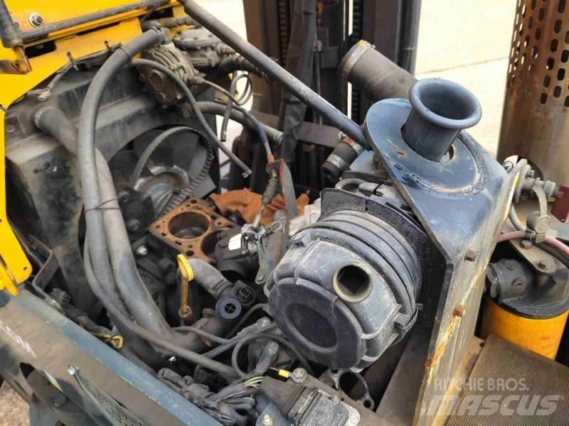 Combilift C3000 GAS Empilhadores de 4 vias
