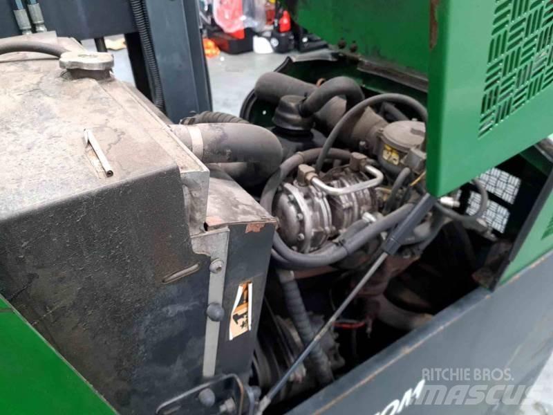 Combilift C4000 Empilhadores de 4 vias