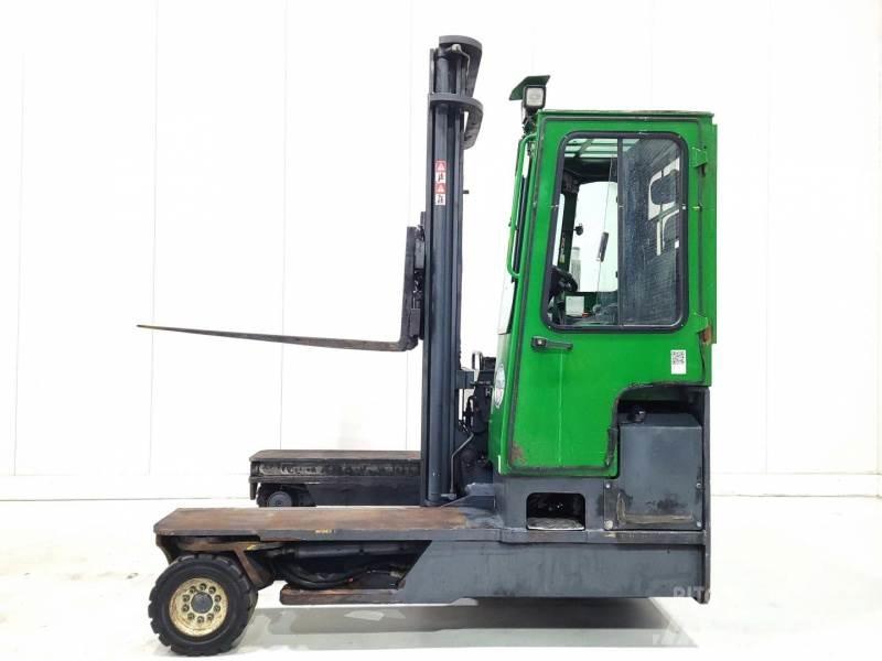 Combilift C4800 Carregadores laterais