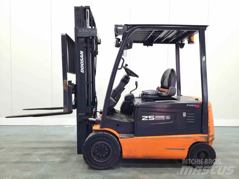Doosan B25X-5 Empilhadores eléctricos