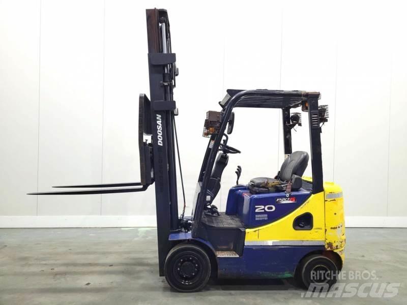 Doosan D20SC-5 Empilhadores Diesel