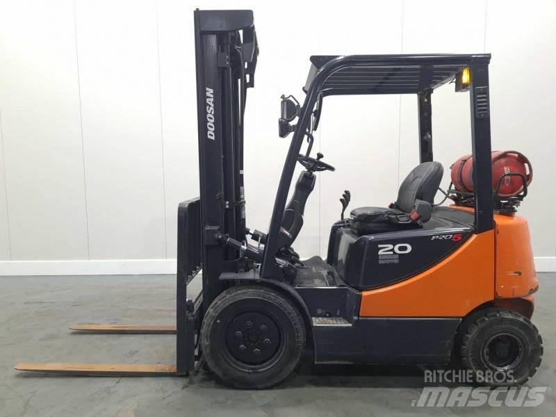 Doosan G20 Empilhadores a gás