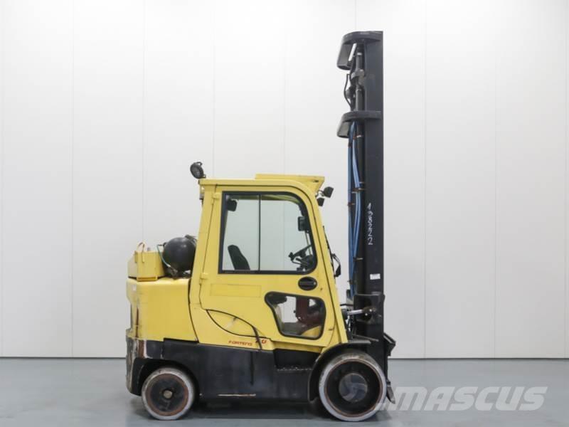 Hyster S7.00FT Empilhadores a gás