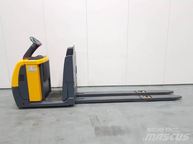 Jungheinrich ECE220 XL Preparadoras de encomendas de média elevação