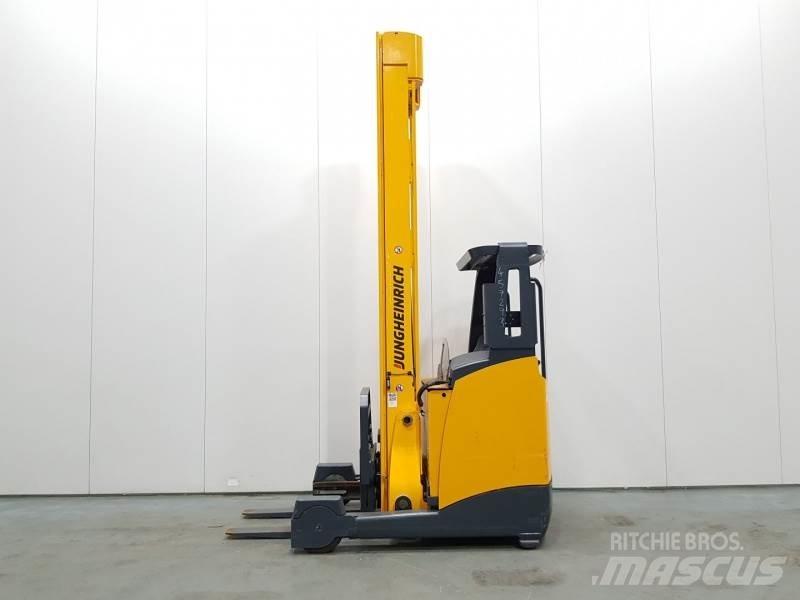 Jungheinrich ETV320 Empilhadores Elevadores