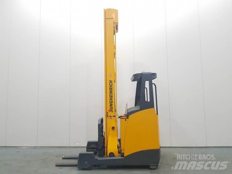 Jungheinrich ETV320 Empilhadores Elevadores