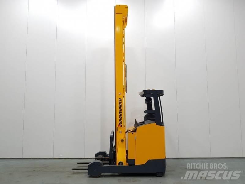 Jungheinrich ETV325 Empilhadores Elevadores