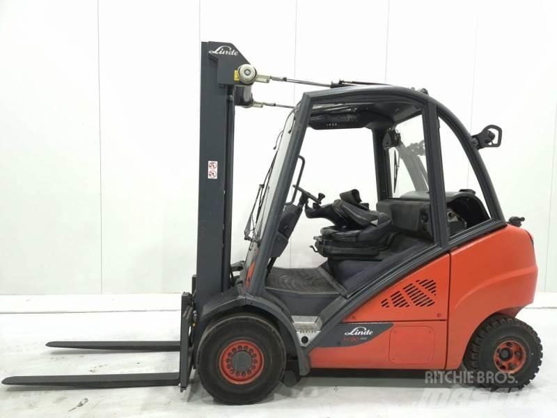 Linde H30T Empilhadores a gás