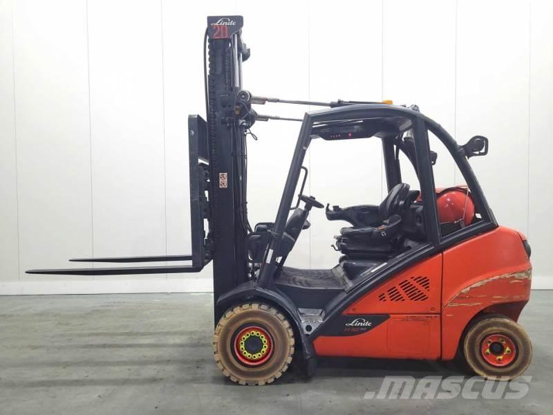 Linde H30T-02 393 Empilhadores a gás