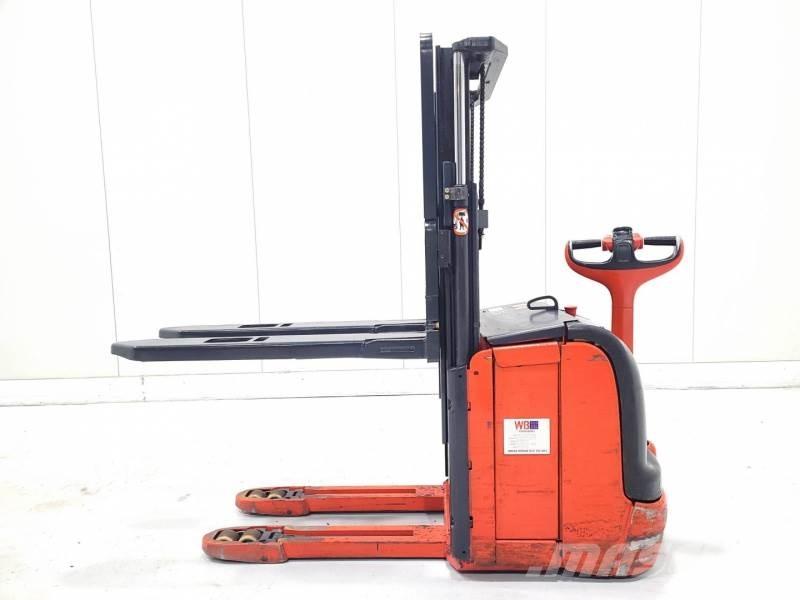 Linde L14 Porta-paletes manuais