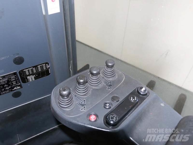 Linde R16X-02 116 Empilhadores Elevadores