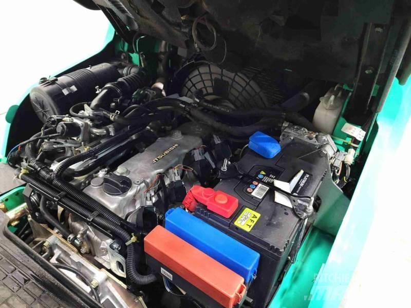 Mitsubishi FG15N Empilhadores a gás