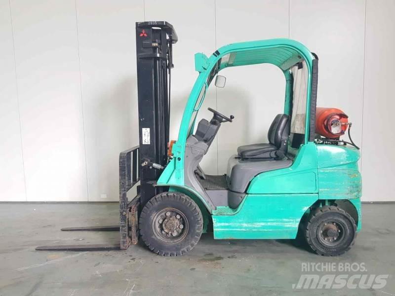 Mitsubishi FG25N Empilhadores a gás