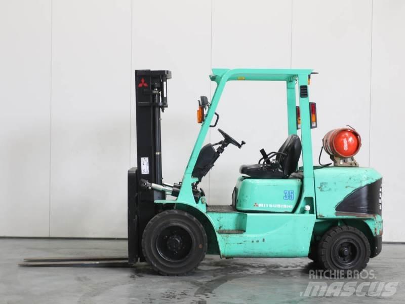 Mitsubishi FG35K Empilhadores a gás