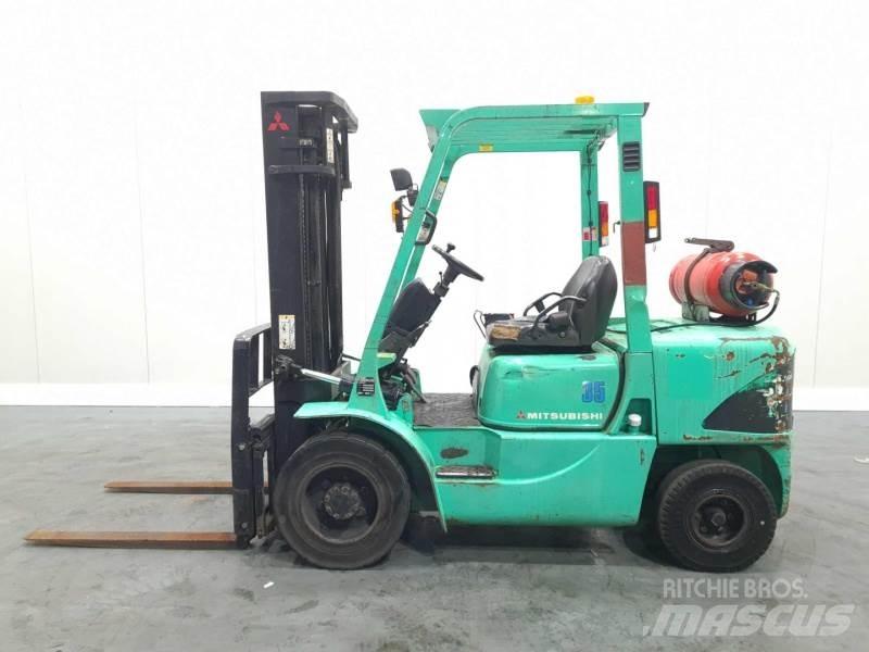 Mitsubishi FG35K Empilhadores a gás