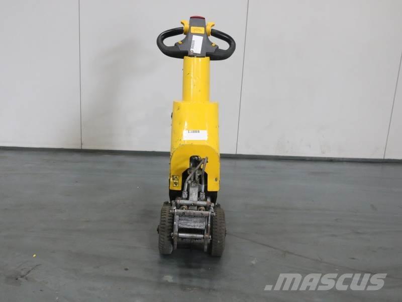  OTHER VEHICHLE SM100 PLUS Movimentação cargas - Outros
