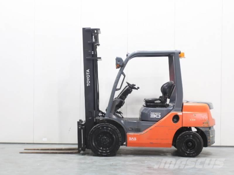 Toyota 02-8FDF30 Empilhadores Diesel
