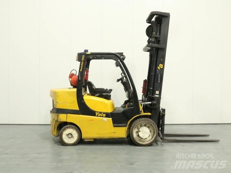 Yale GLC70VX Empilhadores a gás