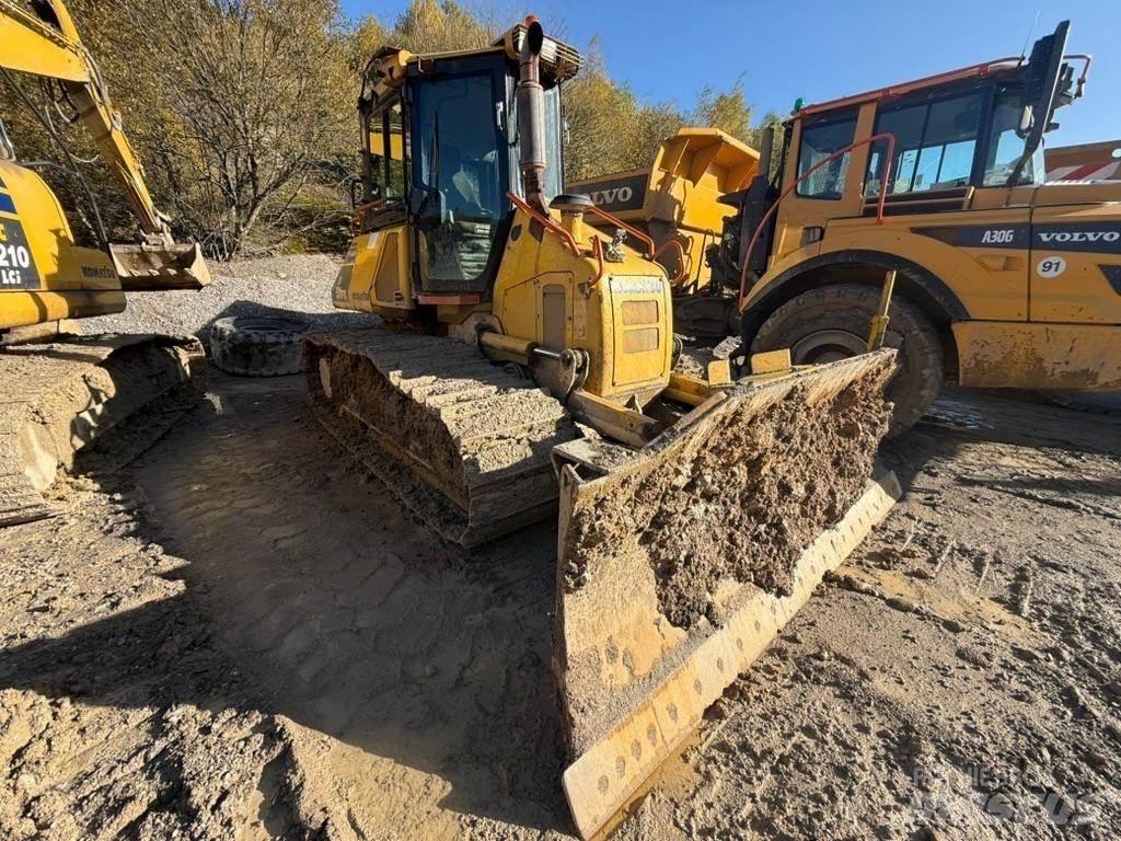 Komatsu D51PX Dozers - Tratores rastos