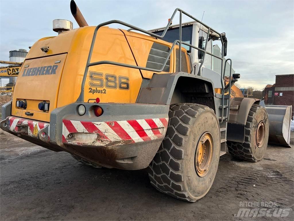 Liebherr L586 Carregadeiras de rodas