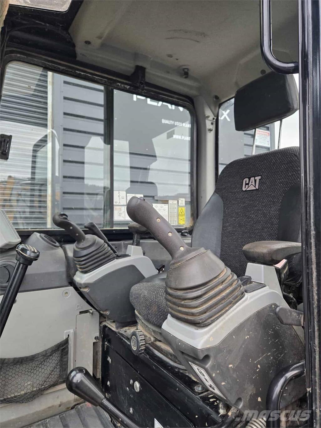 CAT 305E2 Escavadoras Midi 7t - 12t