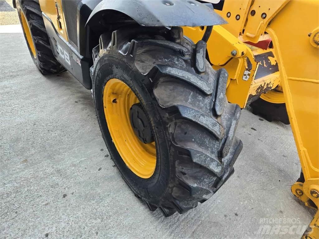JCB 535-95 Manipulador telescópico