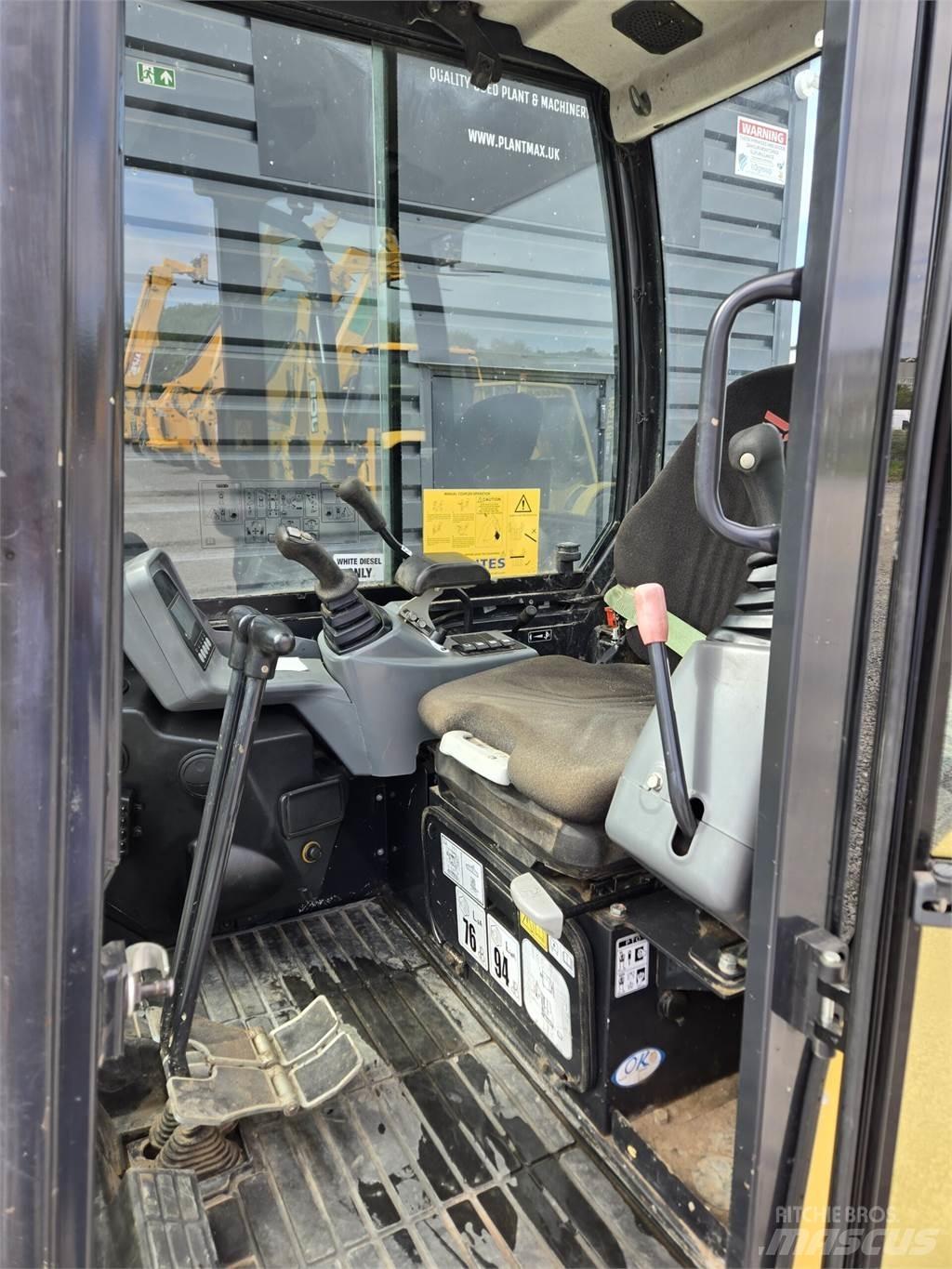 Yanmar SV26 Miniescavadeiras