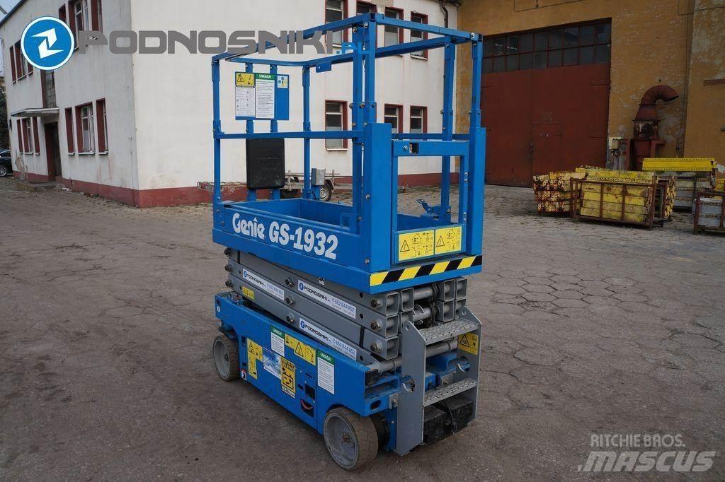 Genie 1932 Elevadores de tesoura