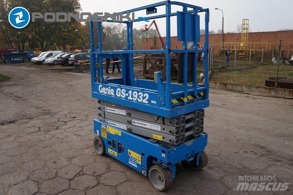 Genie 1932 Elevadores de tesoura