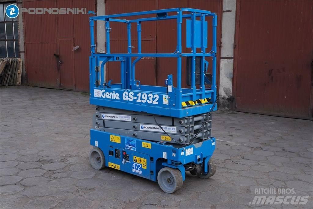 Genie 1932 Elevadores de tesoura