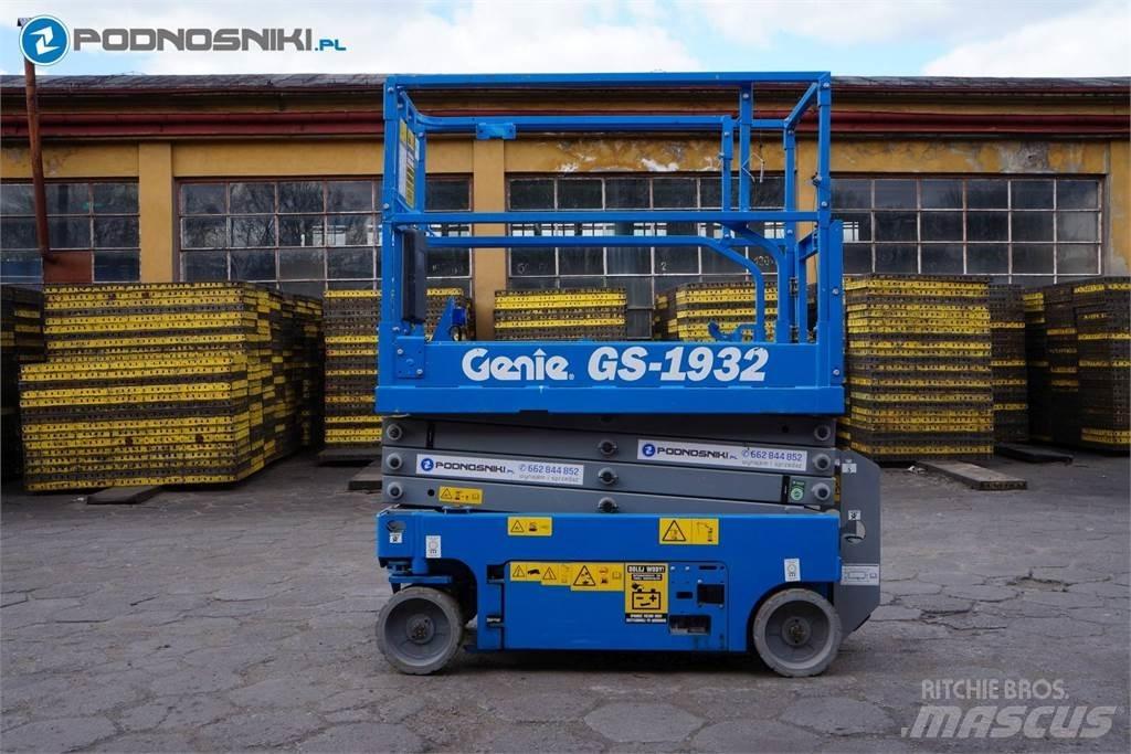 Genie 1932 Elevadores de tesoura