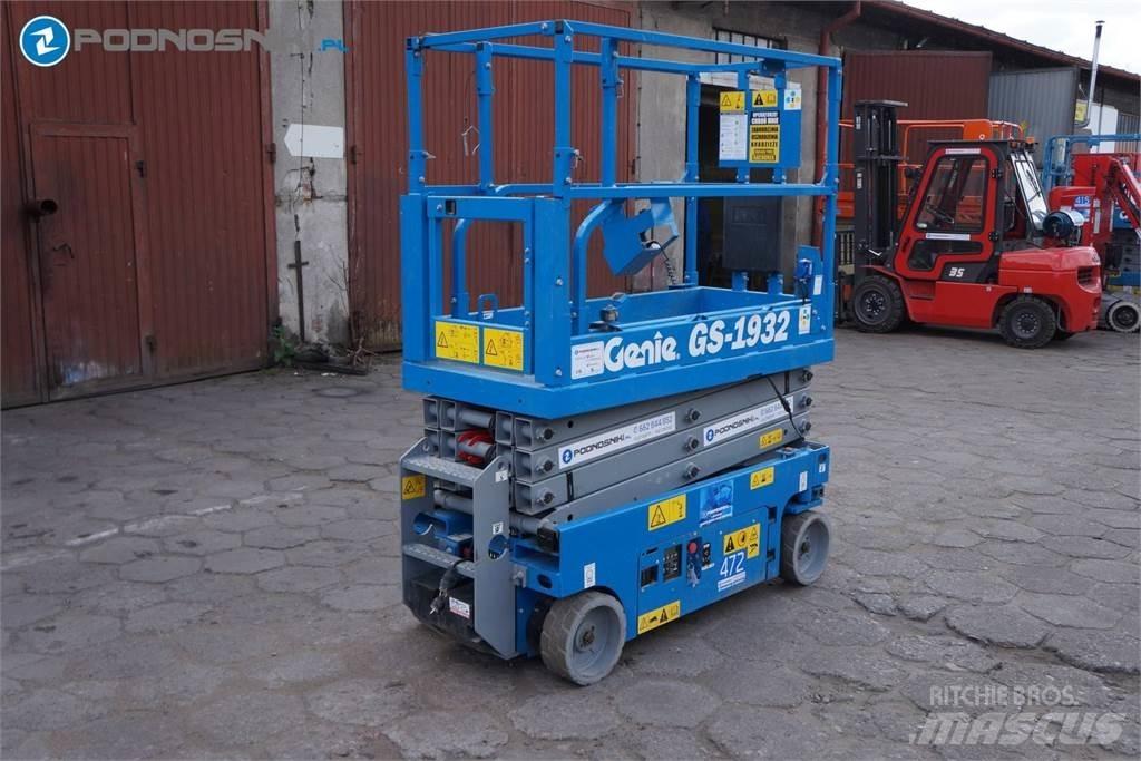 Genie 1932 Elevadores de tesoura