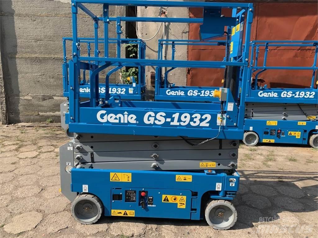 Genie 1932 Elevadores de tesoura