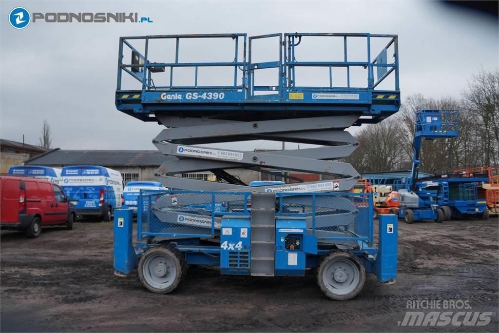 Genie 4390 Elevadores de tesoura