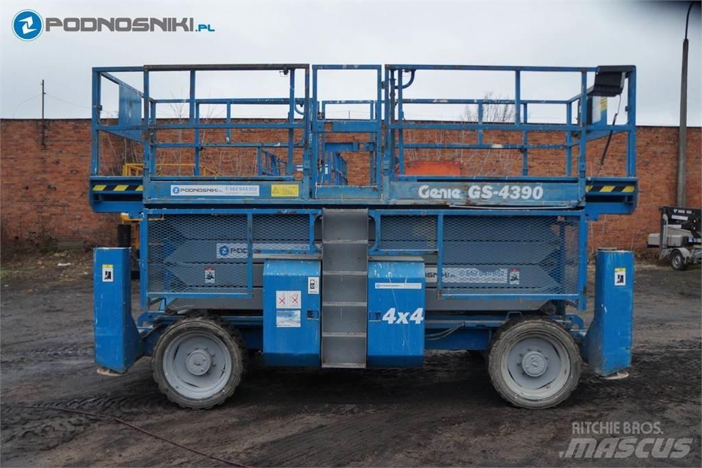 Genie 4390 Elevadores de tesoura