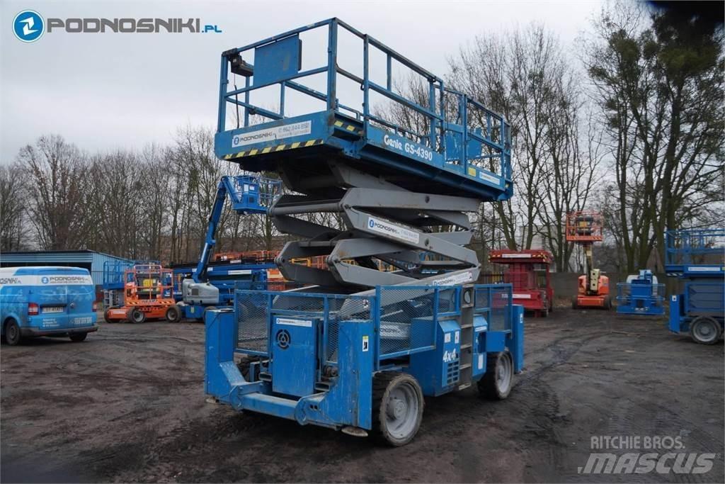 Genie 4390 Elevadores de tesoura