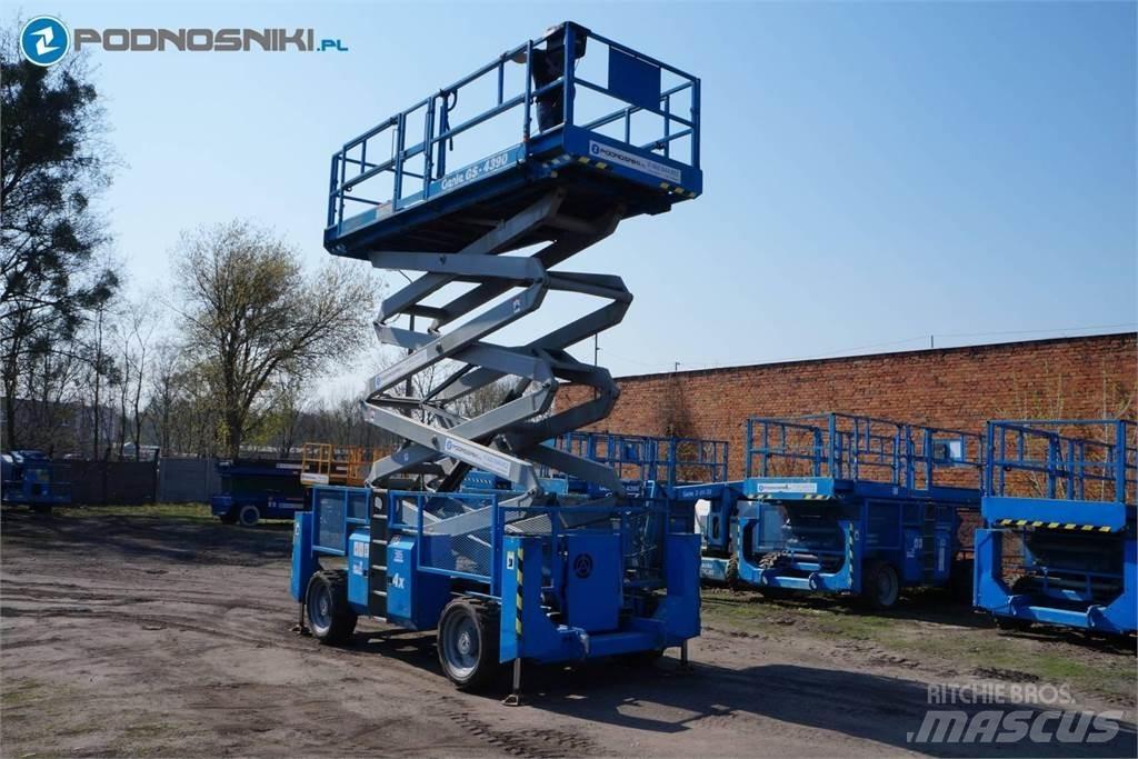 Genie 4390 Elevadores de tesoura