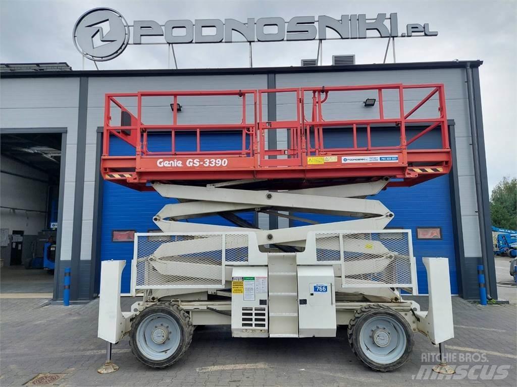 Genie GS-3390 Elevadores de tesoura