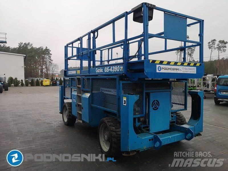 Genie GS-4390 Elevadores de tesoura