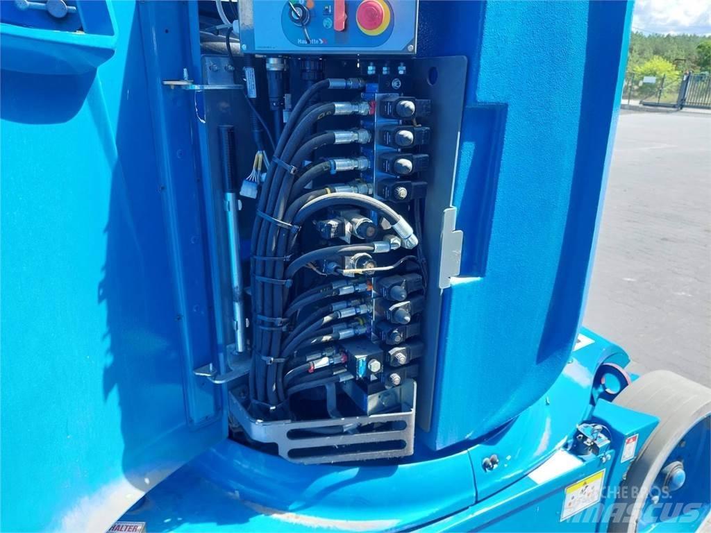 Haulotte HA12CJ+ Elevadores braços articulados